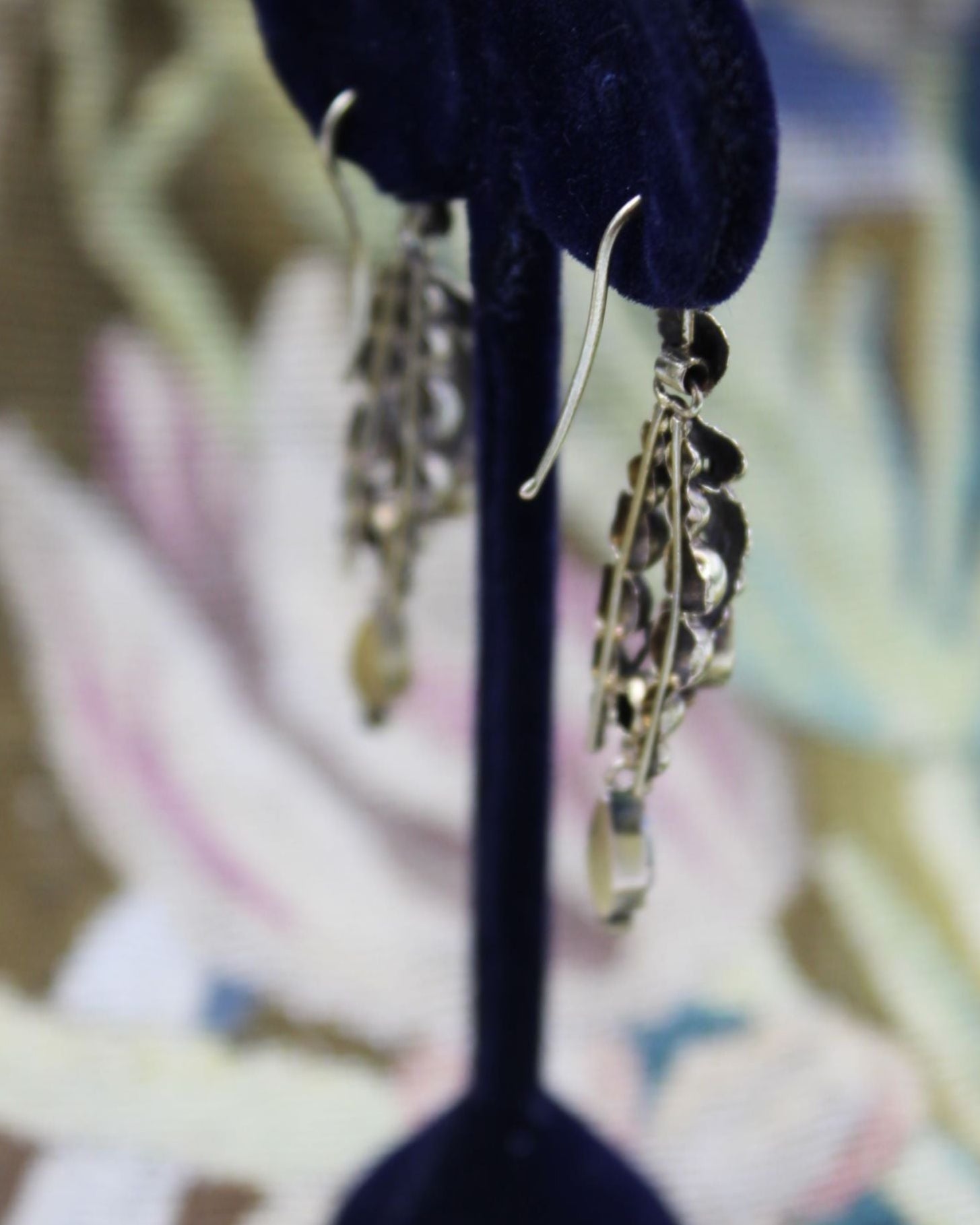 A very fine pair of Antique Aquamarine Drop Earrings set in High Carat Yellow Gold, English, Circa 1830 - Robin Haydock Antiques