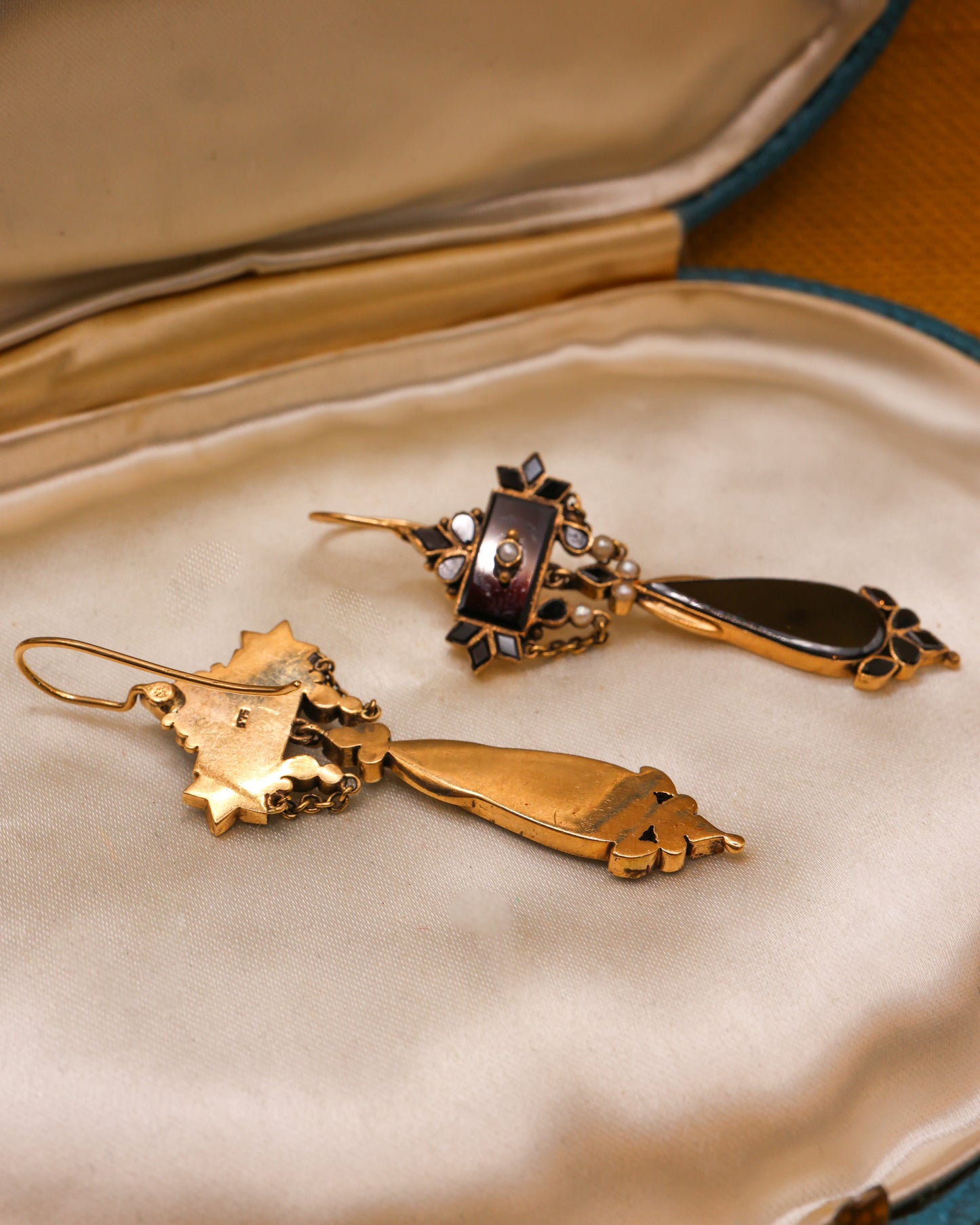 A very Fine Pair of Victorian 9 ct. Yellow Gold (tested), Black Onyx and Seed Pearl Drop Earrings. English, Circa 1890