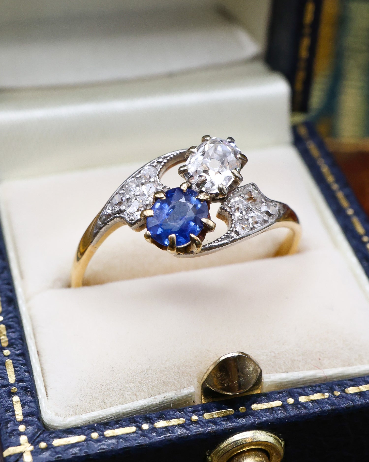 A very elegant 18ct Yellow & White Gold (stamped), Art Deco Sapphire & Diamond Two Stone Twist Ring (Moi et Toi). Circa 1930 - Robin Haydock Antique Jewellery