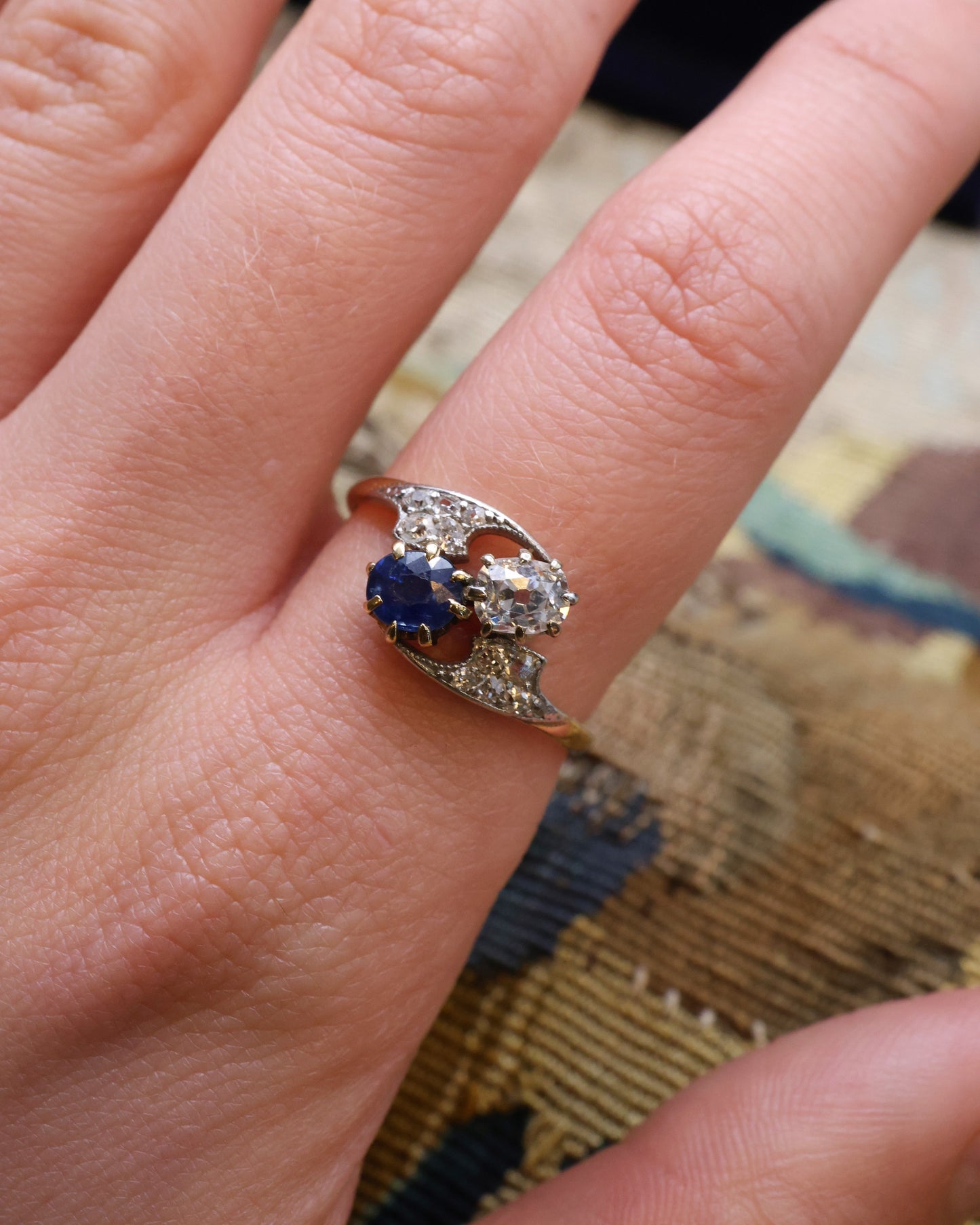 A very elegant 18ct Yellow & White Gold (stamped), Art Deco Sapphire & Diamond Two Stone Twist Ring (Moi et Toi). Circa 1930 - Robin Haydock Antique Jewellery