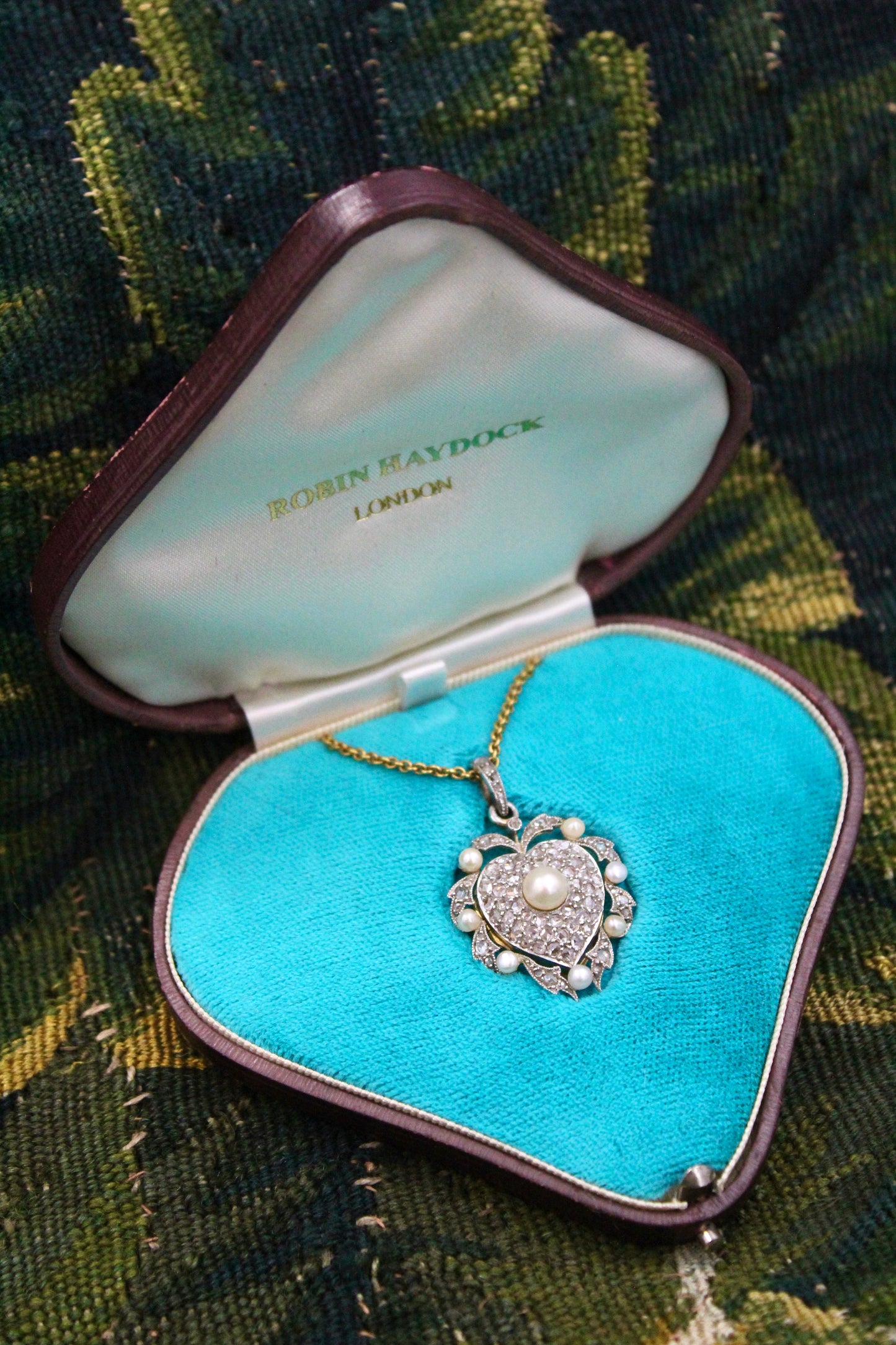 A very fine Victorian 15ct Yellow Gold (tested) & Platinum Heart Shaped Pearl and Diamond Locket Pendant. Circa 1900 - Robin Haydock Antiques