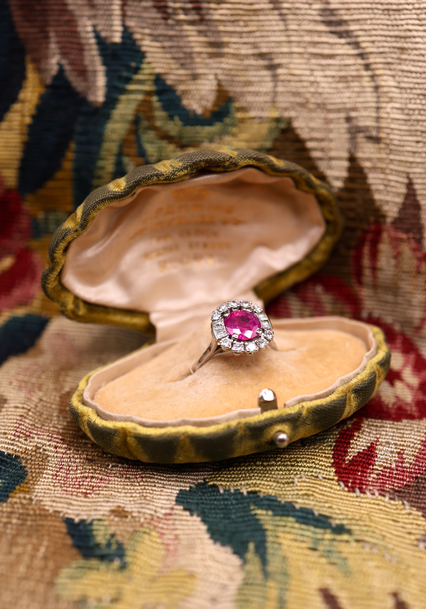 An extraordinary 2.30 Carat Natural Untreated Burmese Ruby & Diamond Cluster Ring in 18 ct. (stamped) White Gold. English, Circa 1970 - Robin Haydock Antiques