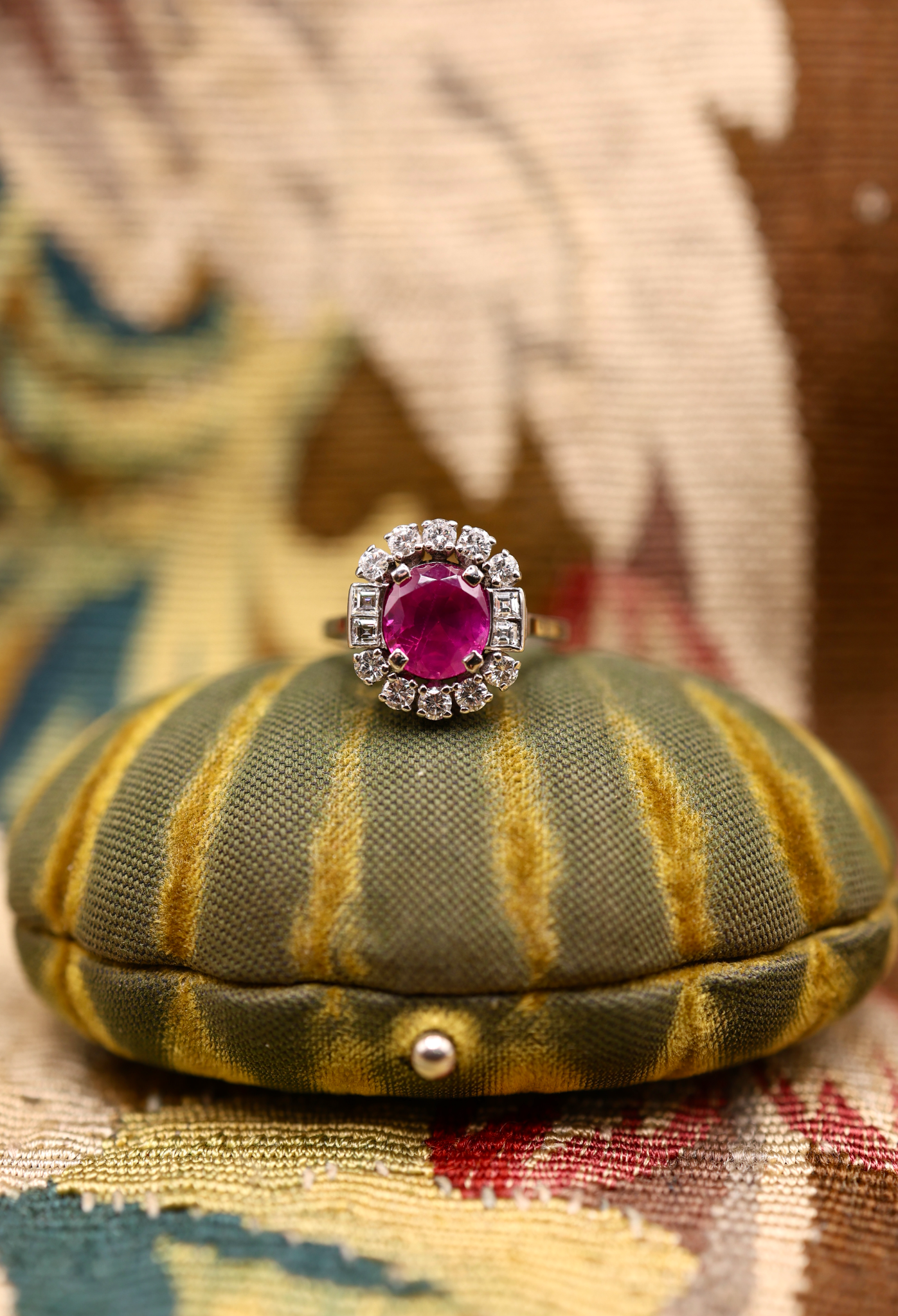An extraordinary 2.30 Carat Natural Untreated Burmese Ruby & Diamond Cluster Ring in 18 ct. (stamped) White Gold. English, Circa 1970 - Robin Haydock Antiques