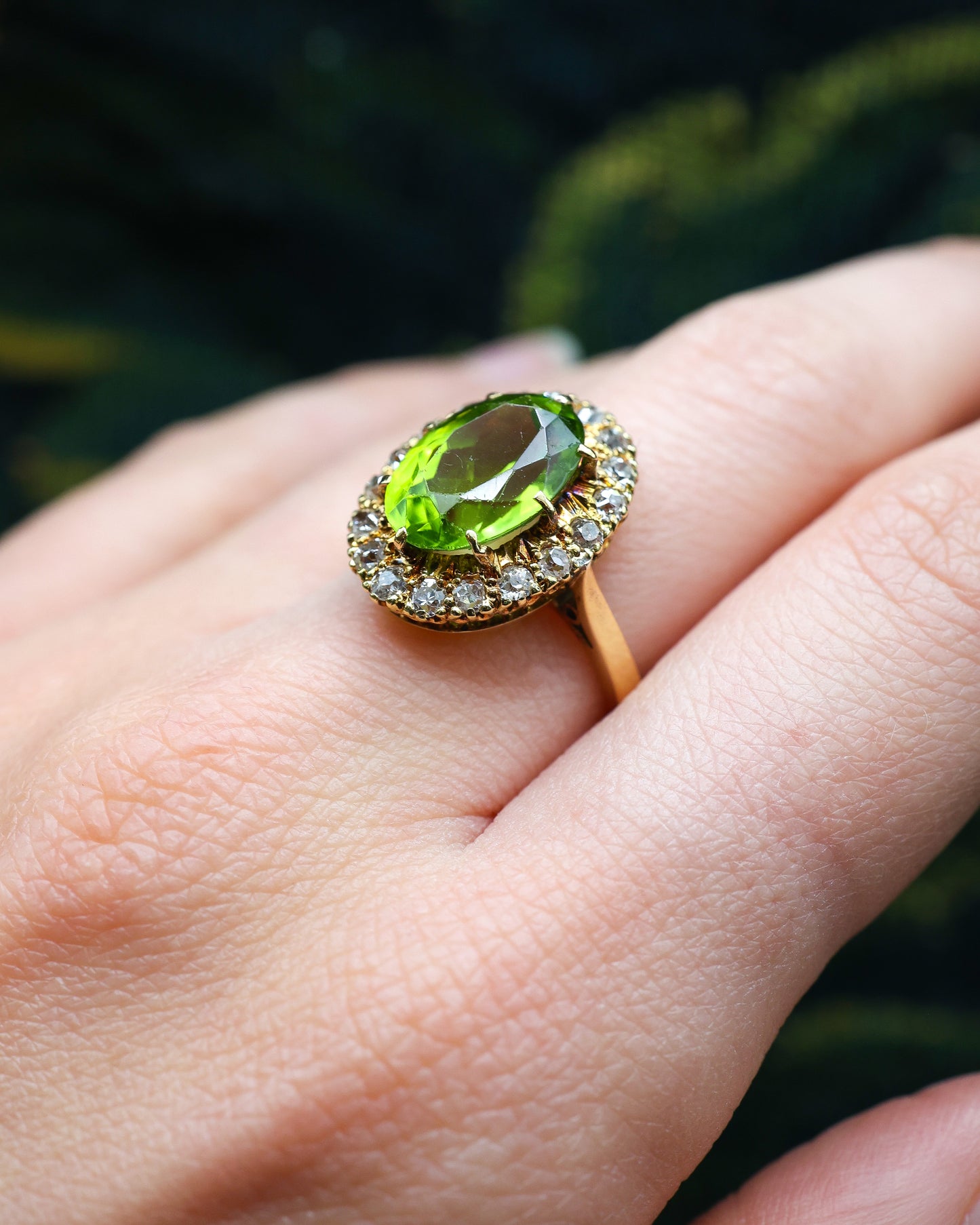 A very fine 18 Carat Yellow Gold  (stamped), Oval Cut Peridot and Old Cut Diamond Cluster Ring, English Circa 1950. - Robin Haydock Antiques