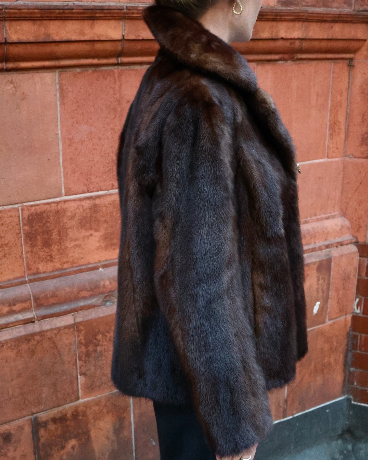 An exceptional, Mahogany Ranch Mink, fully stranded and made to measure Evening Jacket. Circa 1981. - Robin Haydock Antiques