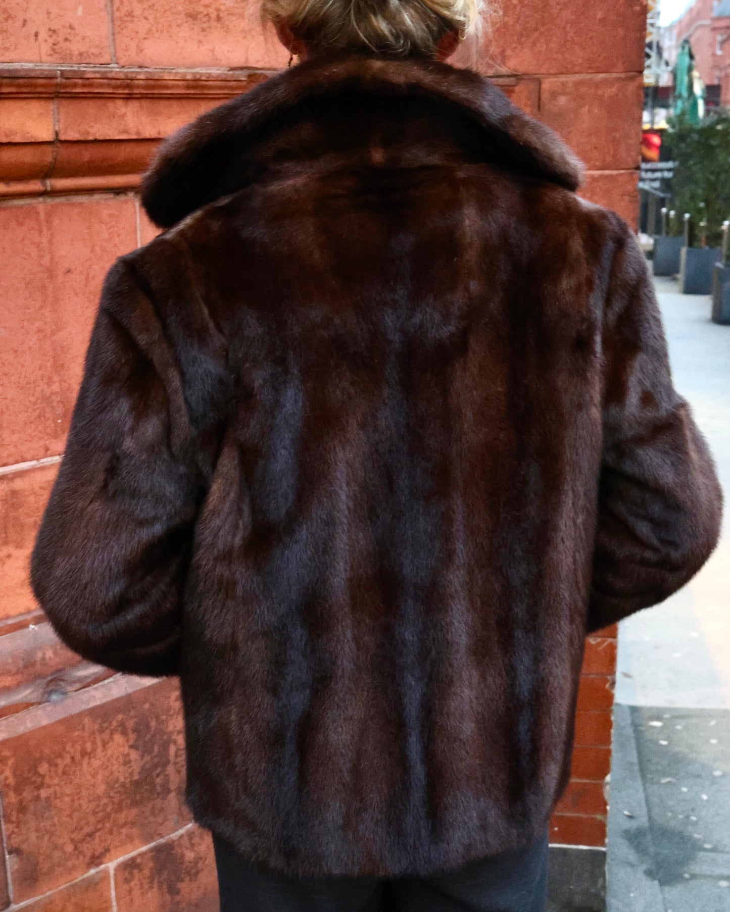 An exceptional, Mahogany Ranch Mink, fully stranded and made to measure Evening Jacket. Circa 1981. - Robin Haydock Antiques