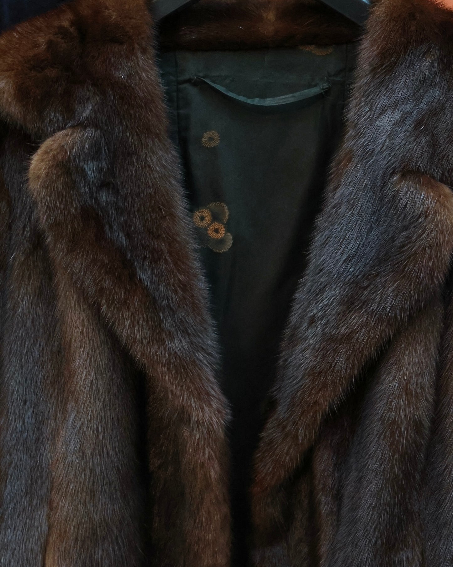An exceptional, Mahogany Ranch Mink, fully stranded and made to measure Evening Jacket. Circa 1981. - Robin Haydock Antiques