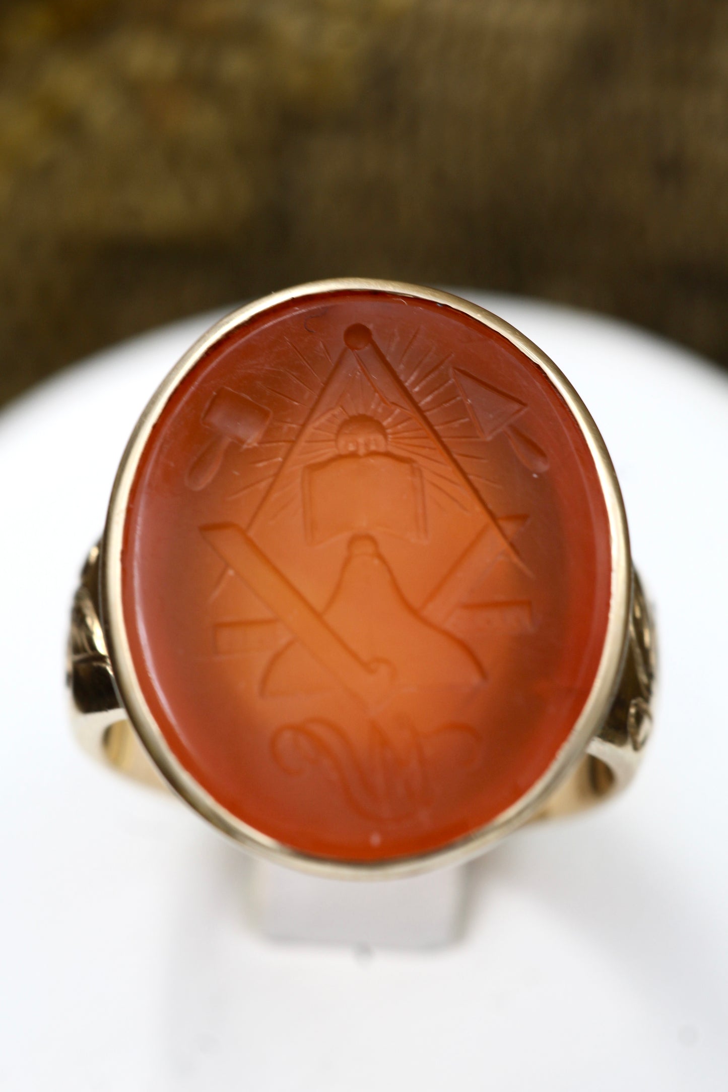A large 9ct,Yellow Gold (tested), Finely Carved Carnelian Masonic Intaglio Ring. Late 19th / Early 20th Century. - Robin Haydock Antiques