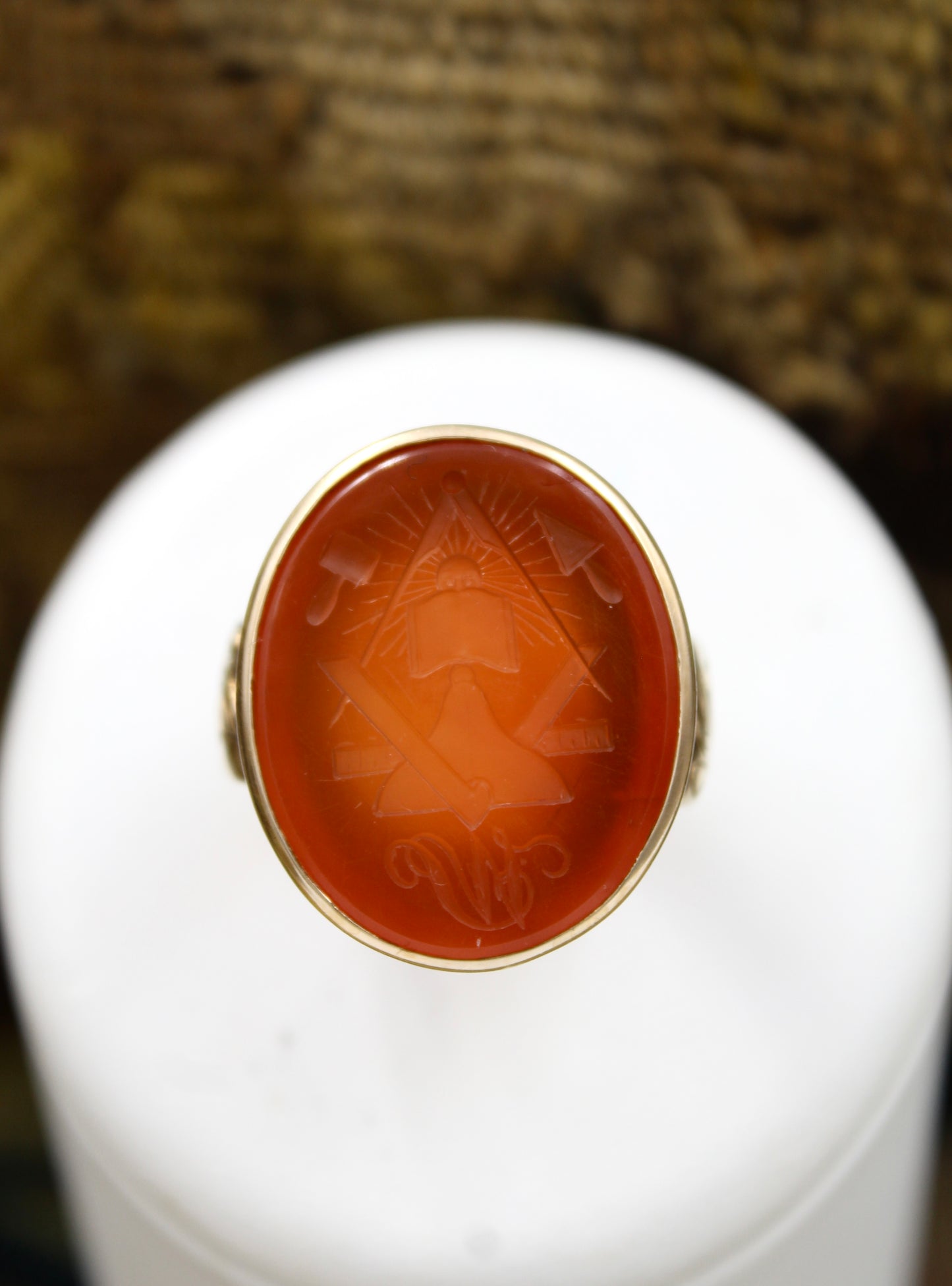 A large 9ct,Yellow Gold (tested), Finely Carved Carnelian Masonic Intaglio Ring. Late 19th / Early 20th Century. - Robin Haydock Antiques