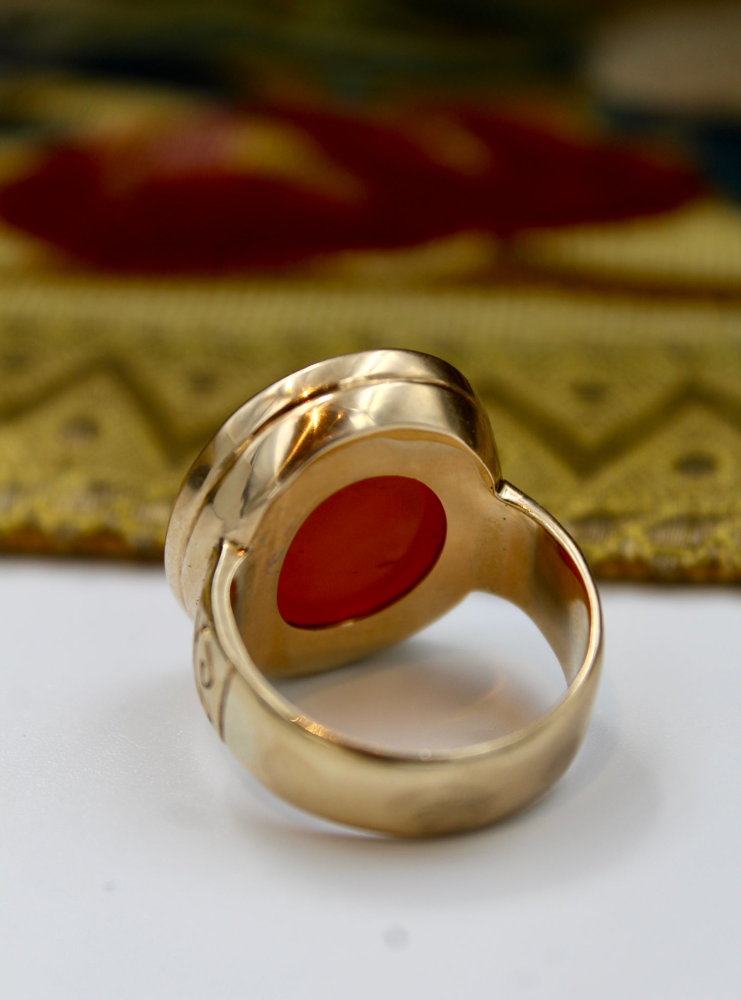 A large 9ct,Yellow Gold (tested), Finely Carved Carnelian Masonic Intaglio Ring. Late 19th / Early 20th Century. - Robin Haydock Antiques