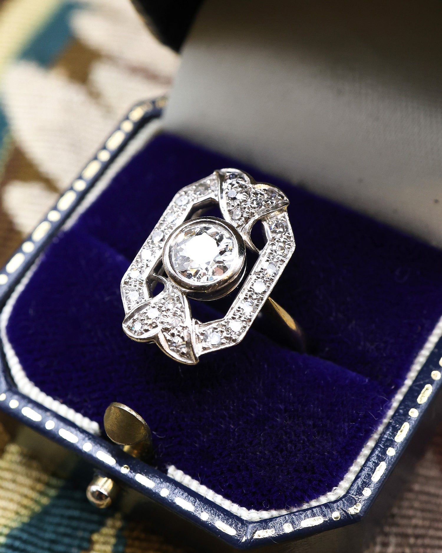 Diamond & 18 Carat Yellow & White Gold Art Deco Ring Circa 1930 - Robin Haydock Antique Jewellery