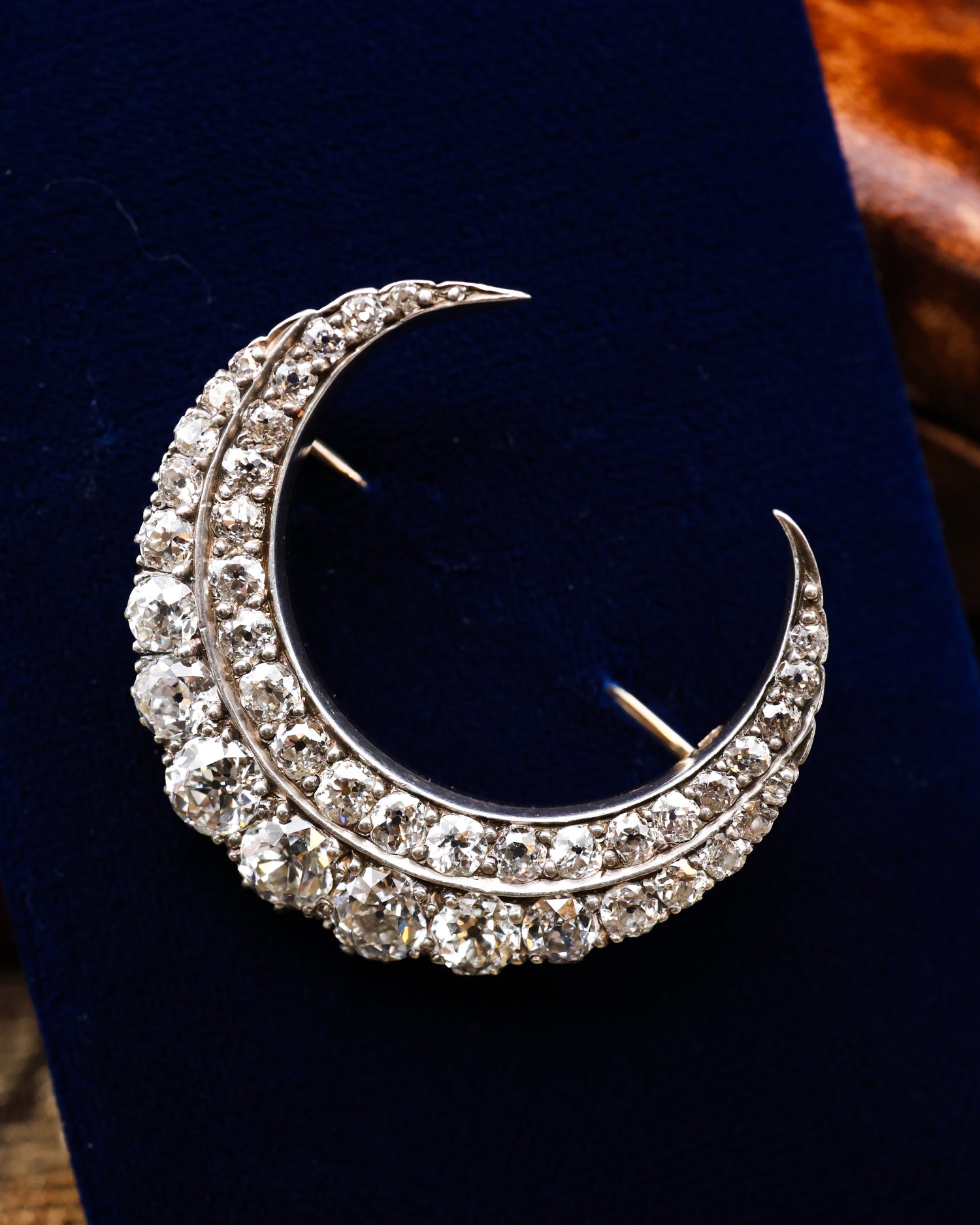 A very fine Silver Tipped 15 ct. Yellow Gold Antique Diamond Crescent Brooch. English Circa 1890 - Robin Haydock Antiques