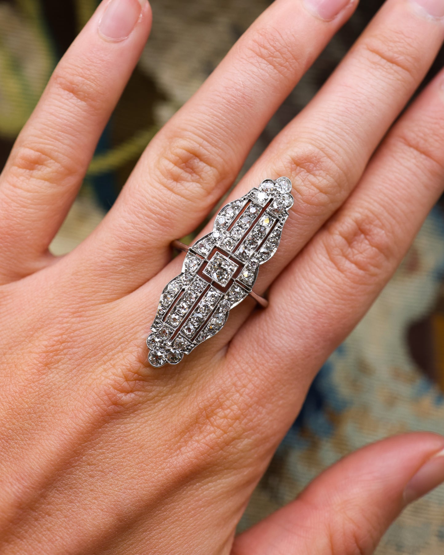 A very fine Platinum (stamped), Art Deco Old Europeand Cut Diamond Plaque Ring, with approximately 2.90 Carats of G - H Colour, VS1 - VS2 Clarity Diamonds. English. Circa 1930 - Robin Haydock Antiques