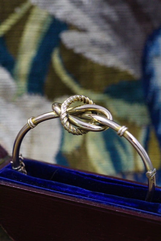 A very fine 9ct (tested) Yellow Gold Knot Bangle. Circa 1890 - Robin Haydock Antiques