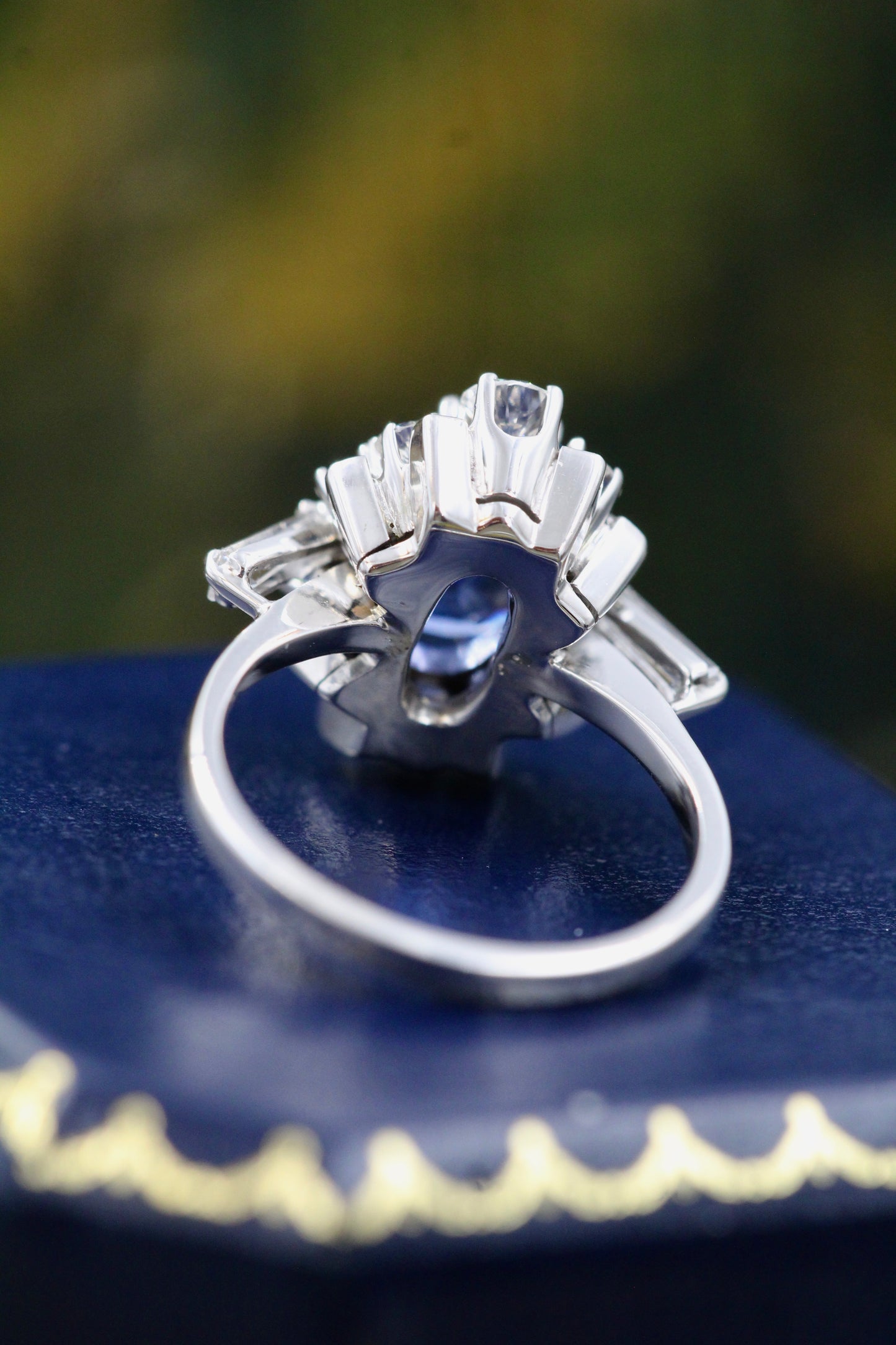 A very fine 14 ct. White Gold 3.02 Carat Ceylon Sapphire and Diamond Cluster Ring. London Assayed, Marked B&S, Circa 1974 - Robin Haydock Antiques