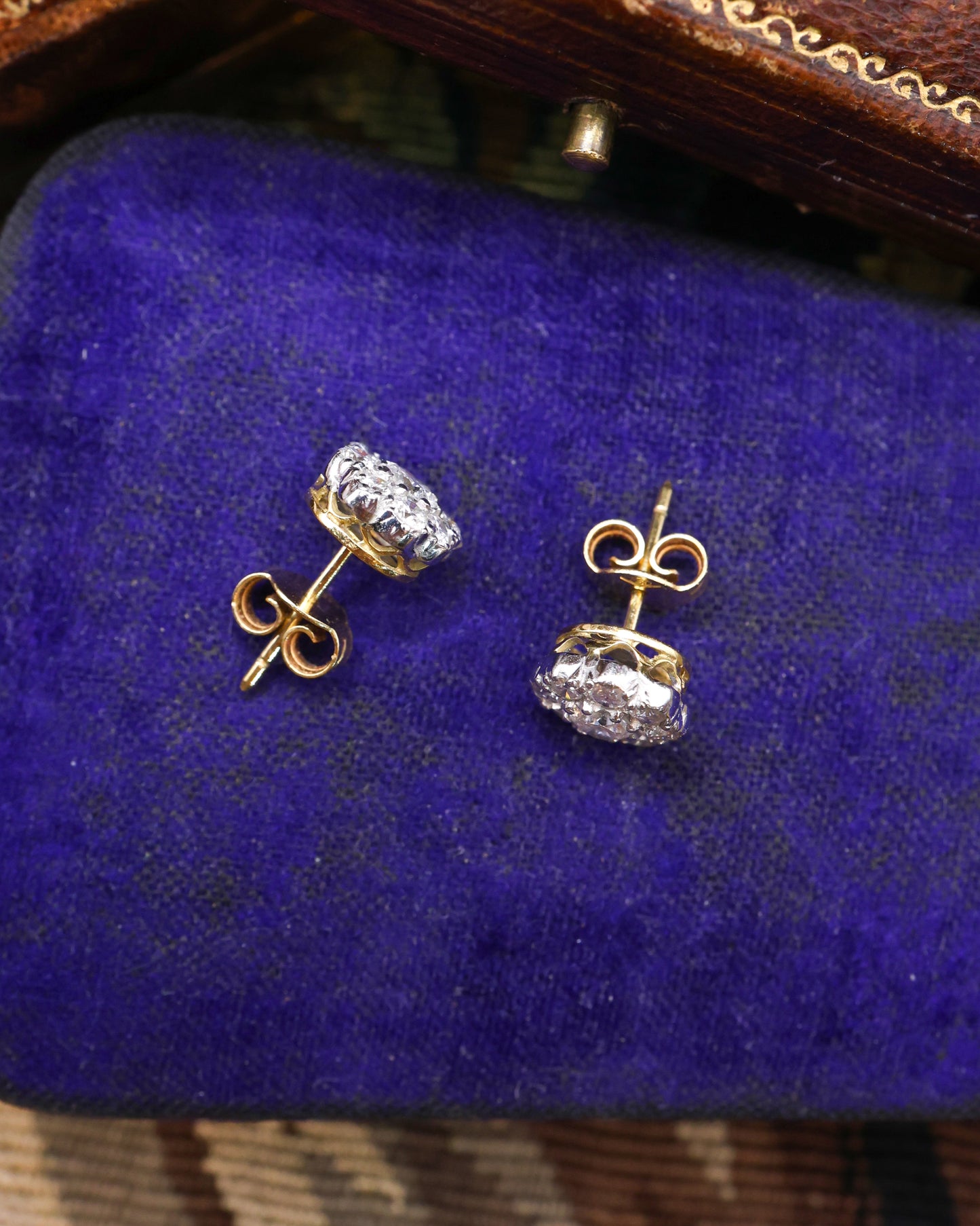 18ct Yellow Gold & Platinum Diamond Cluster Earrings. Pre-owned - Robin Haydock Antique Jewellery