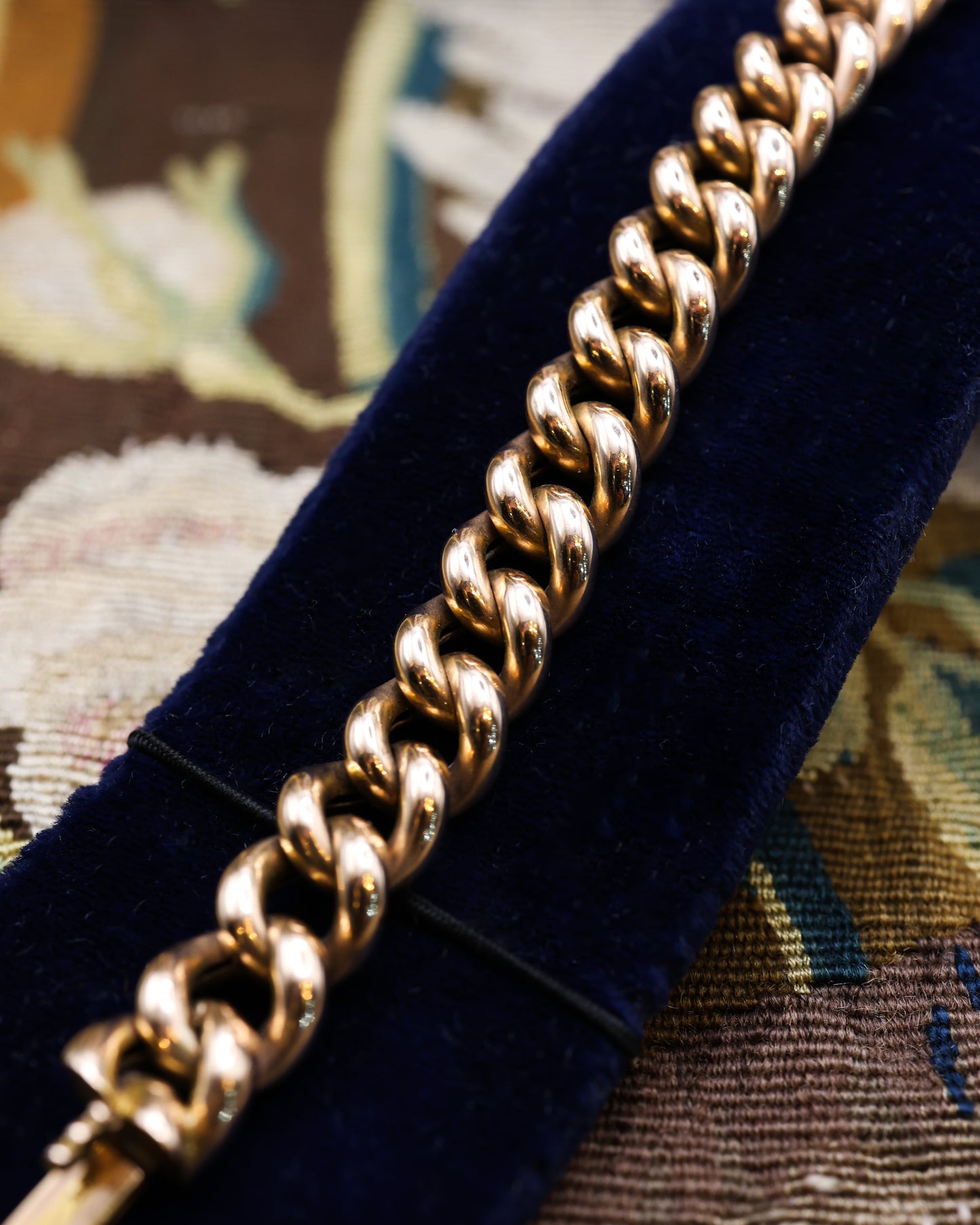 15ct Gold Chunky Curb Link Bracelet, Circa 1910