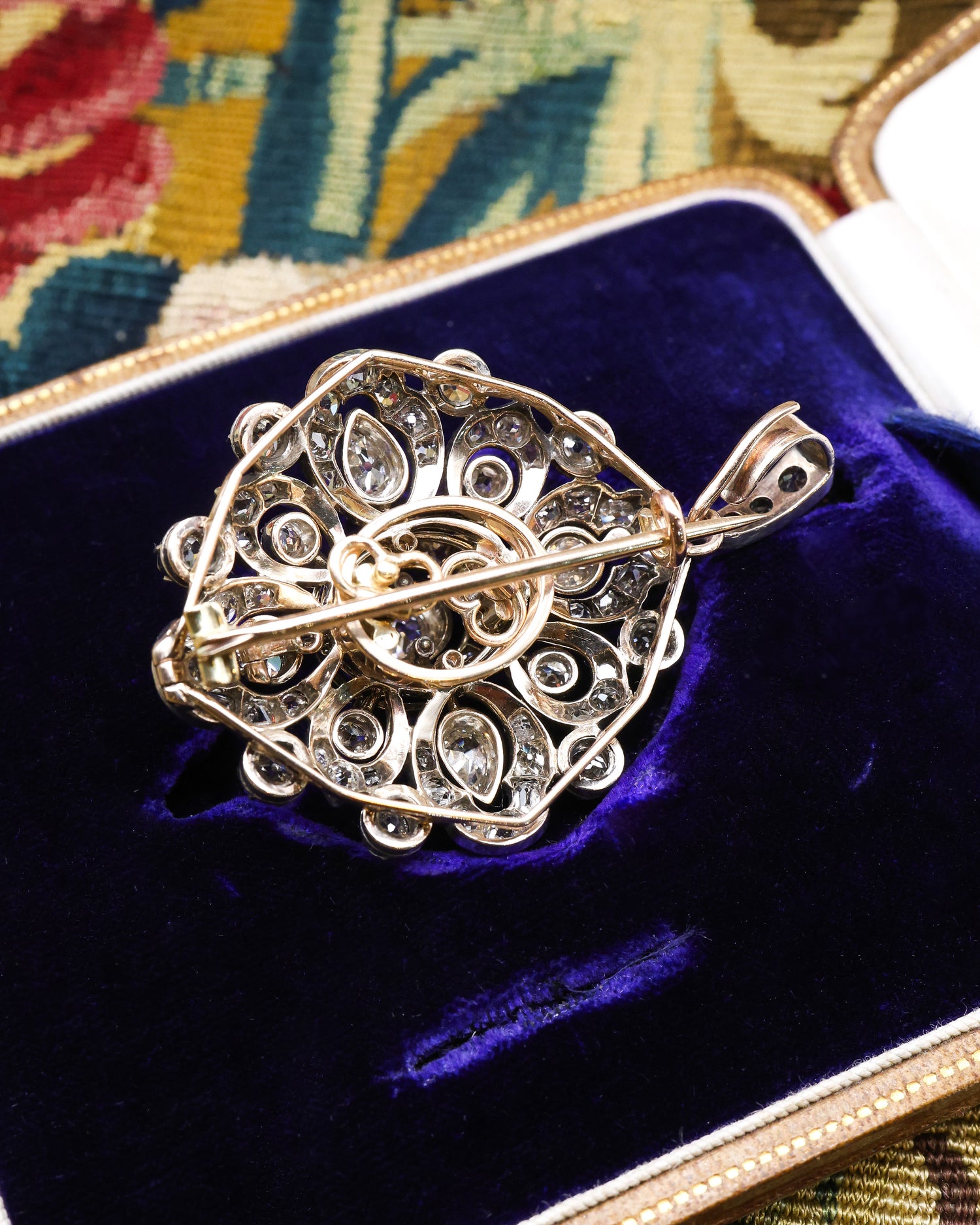 An Antique, 15 ct Yellow Gold, Silver Tipped  9.60 Carat Diamond Pendant / Brooch / Hair Ornament, English Circa 1870. - Robin Haydock Antique Jewellery