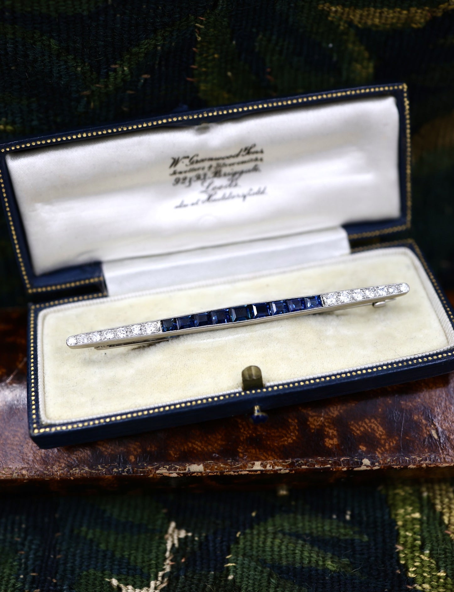 An exceptional Antique 18ct Yellow Gold & Platinum (tested)Art Deco Sapphire (untreated), & Diamond Bar Brooch. Circa 1930 - Robin Haydock Antiques