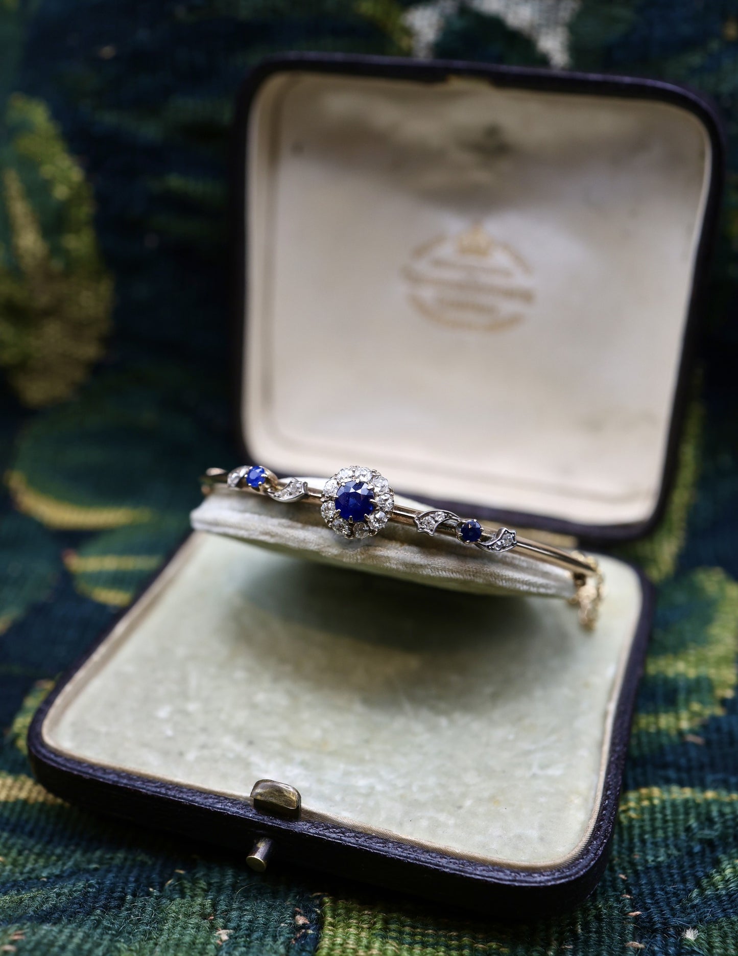 A very beautiful Antique 15 Carat Yellow Gold (tested) Sapphire & Diamond half hinged and "knife edged style" Bangle, English, Circa 1890. - Robin Haydock Antiques