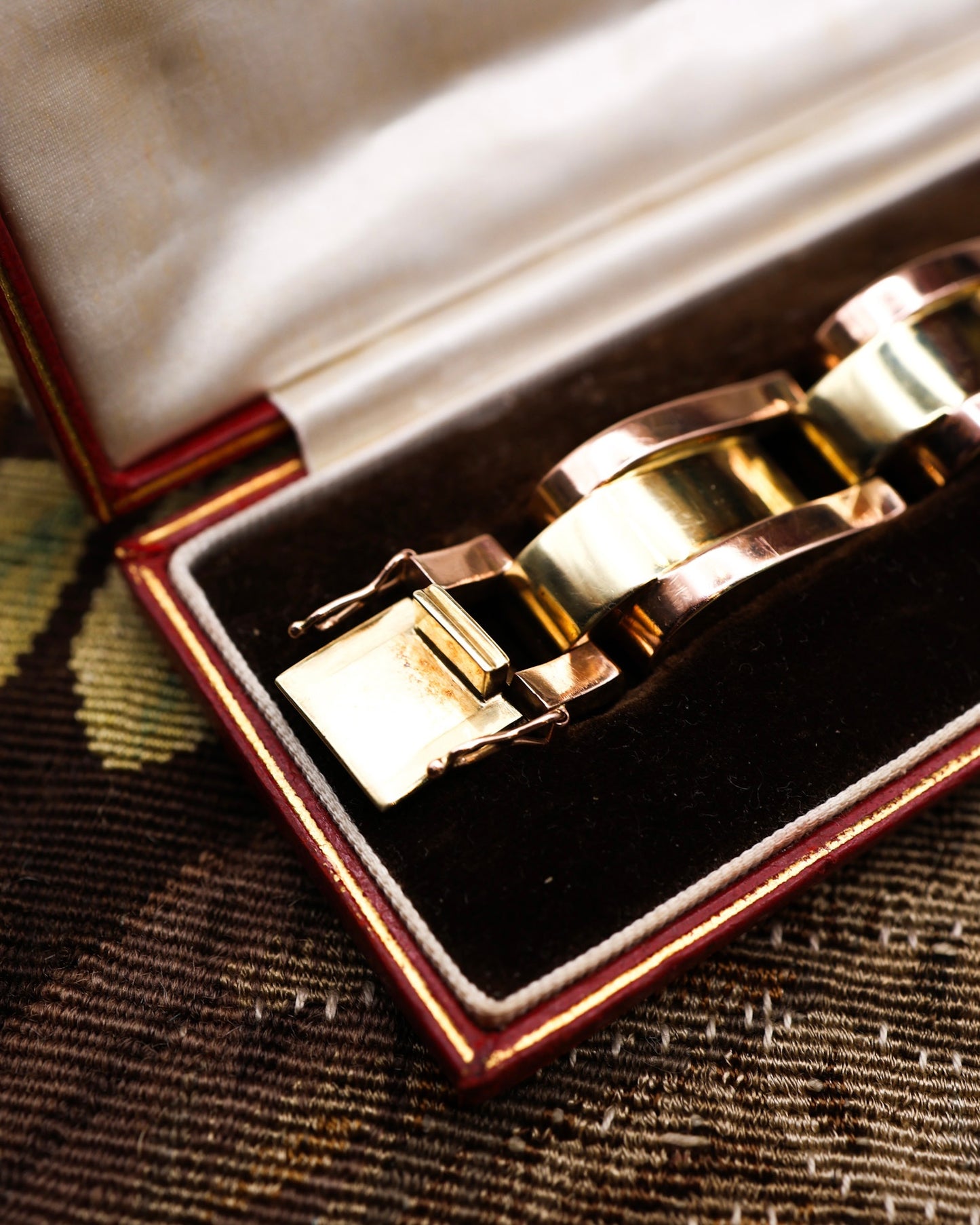 A very fine Antique 14 ct. (stamped 585),  Greenish Yellow & Pink Gold Art Deco Tank Style Bracelet, in it's original box. Circa 1939 - Robin Haydock Antiques