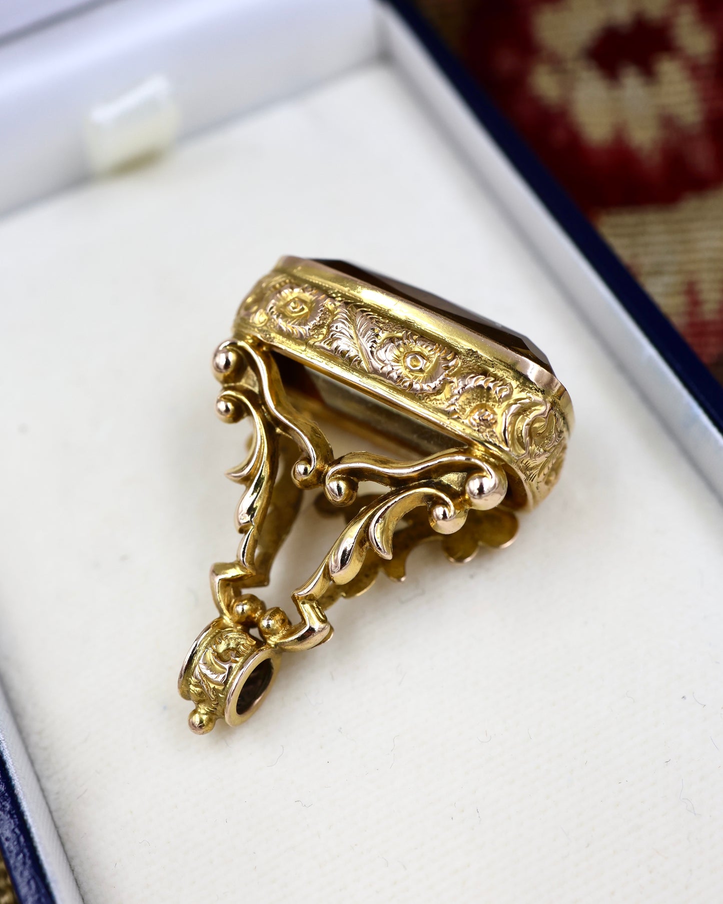 A very fine 9ct yellow Gold Citrine set Seal (marked) on a Silk band with Gold Buckle , 1908 - 1909 - Robin Haydock Antiques