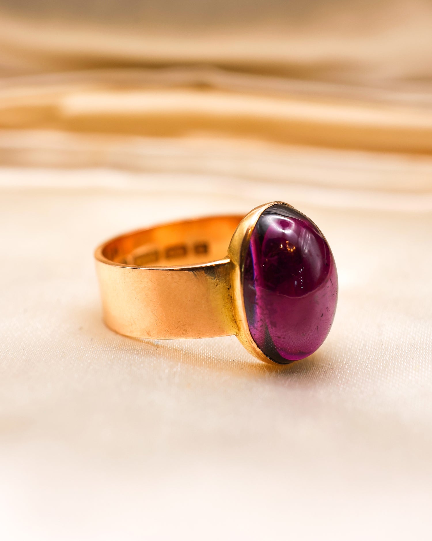 A very fine 15 ct. Yellow Gold, Cabochon "Almandine" Garnet Ring with Birmingham Hallmarks. C1863 - Robin Haydock Antique Jewellery