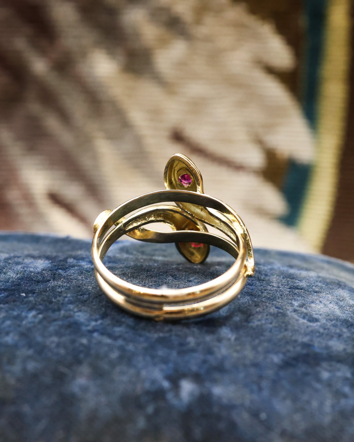 A very fine Double Snake Ring set in 18ct Yellow Gold, French, Circa 1890 - Robin Haydock Antique Jewellery