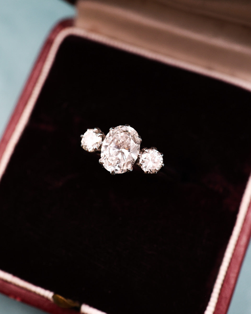 An exceptional 18ct White Gold (stamped) 1.30 Carat Three Stone Diamond Engagement Ring. Pre-owned - Robin Haydock Antiques