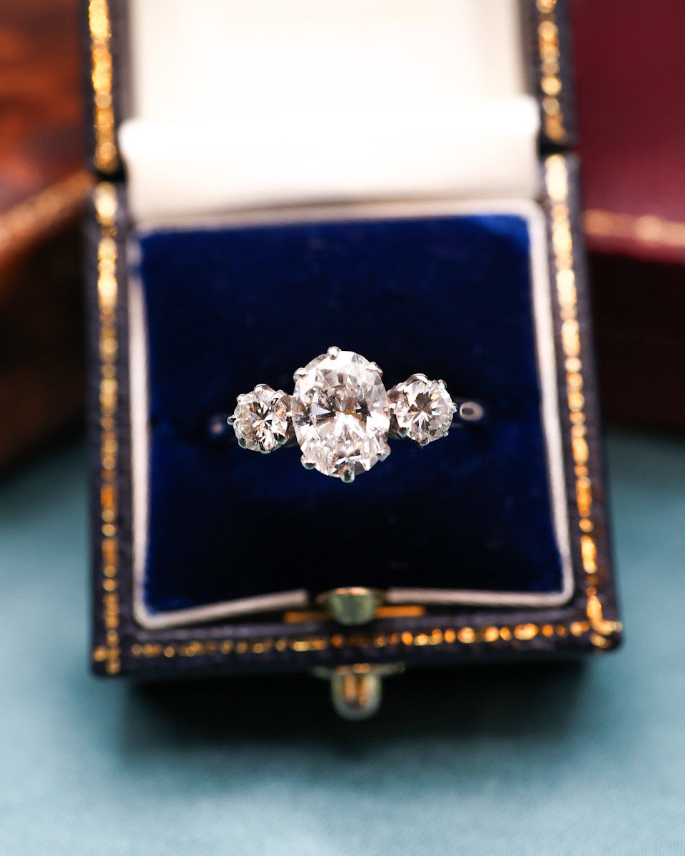 An exceptional 18ct White Gold (stamped) 1.30 Carat Three Stone Diamond Engagement Ring. Pre-owned - Robin Haydock Antiques