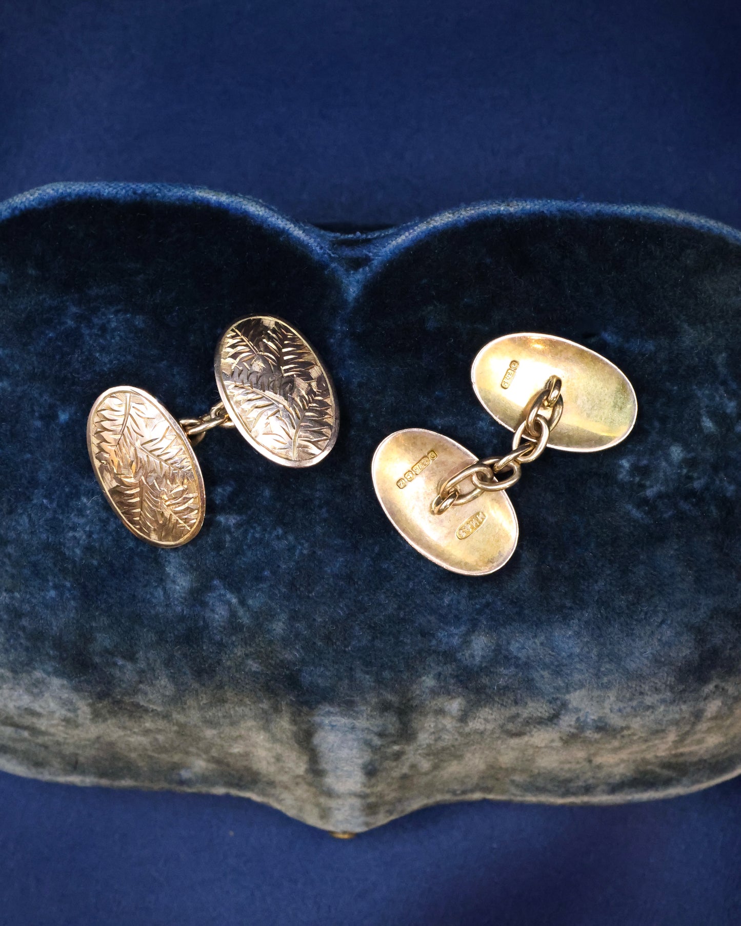 A Beautiful Pair of 9 Carat Yellow Gold (marked) Oval Cufflinks Circa 1920 - Robin Haydock Antique Jewellery
