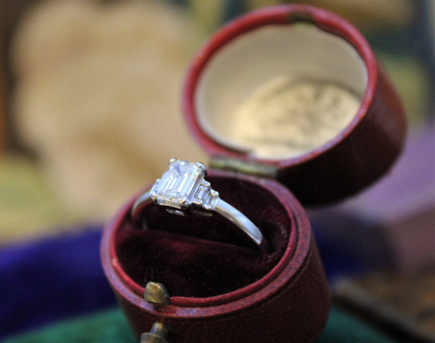 A very fine Emerald Cut Diamond Ring with Baguette Cut Stepped Shoulders set in 18ct White Gold, Pre-owned - Robin Haydock Antiques