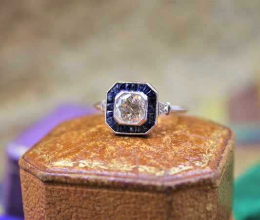 A very fine 0.85ct Diamond & Sapphire Target Ring mounted in Platinum, English, Circa 1920-1930 - Robin Haydock Antiques