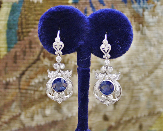 An exceptionally fine pair of Natural Sapphire and Diamond Drop Platinum Earrings, English, Circa 1910. - Robin Haydock Antiques
