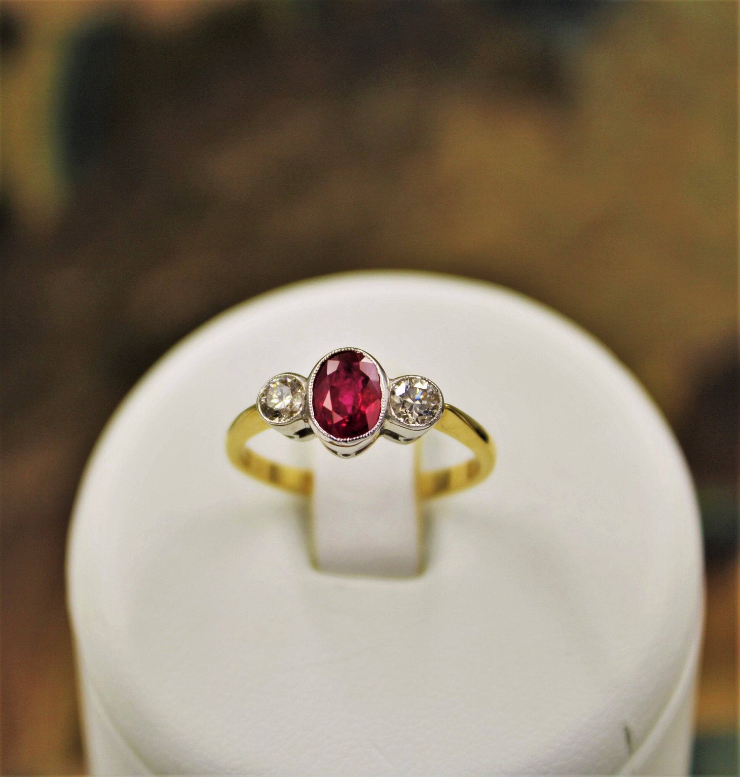 A very fine Oval Natural Ruby & Diamond Ring mounted in 18ct Yellow Gold & Platinum, Pre-owned - Robin Haydock Antiques