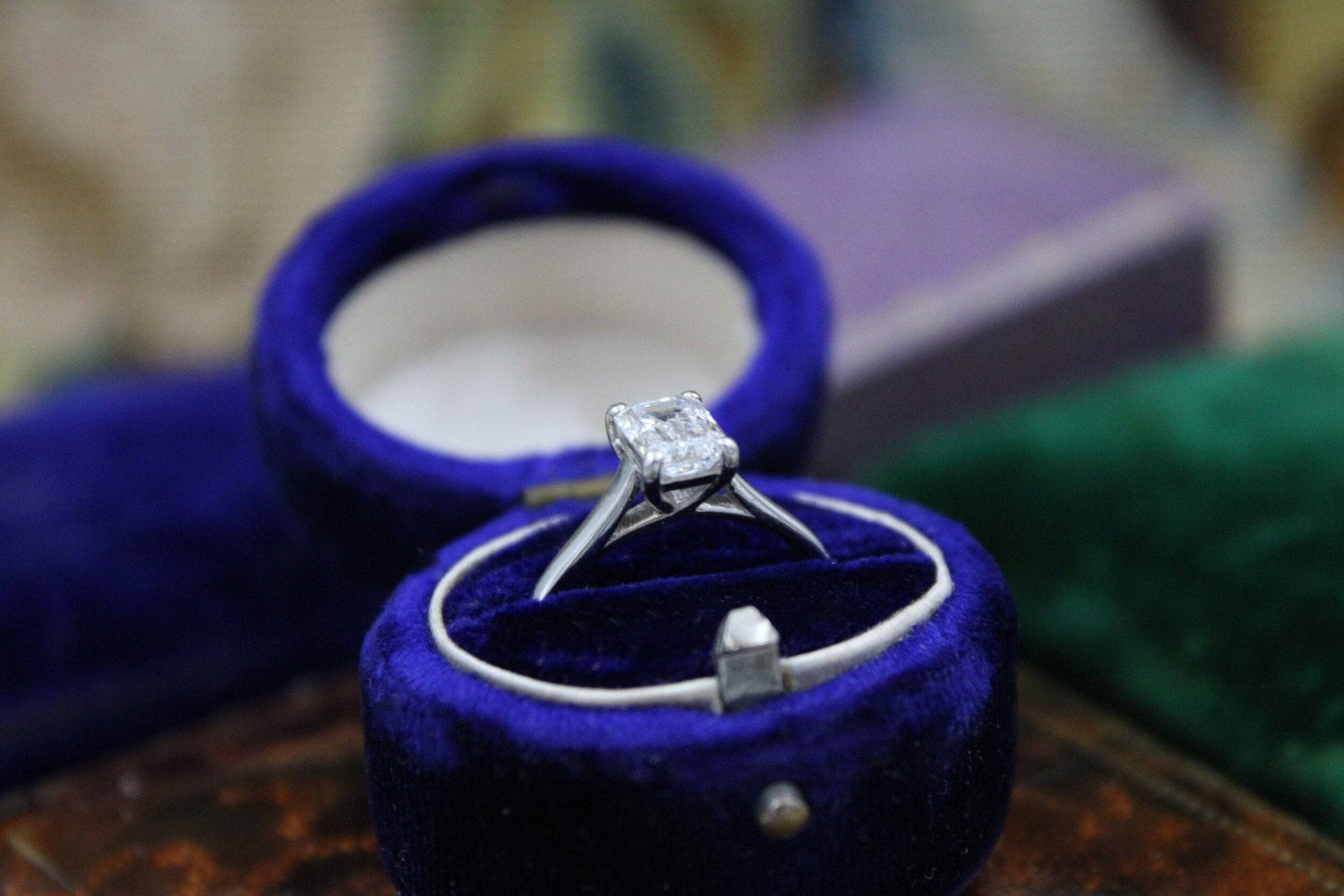 A very fine 0.91ct Emerald Cut Diamond Solitaire Ring mounted in Platinum, Pre-owned - Robin Haydock Antiques