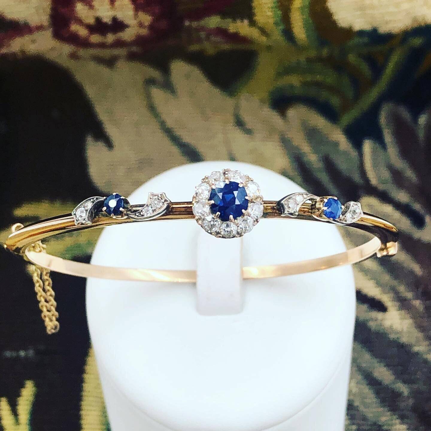 A very beautiful 15 Carat Yellow Gold (tested) Sapphire & Diamond half hinged and "knife edged style" Bangle, English, Circa 1890. - Robin Haydock Antiques