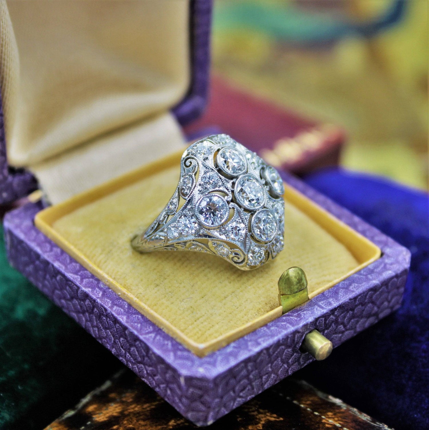 A very fine Art Deco Diamond Dress Ring mounted in Platinum and 14ct Gold, Circa 1930 - Robin Haydock Antiques