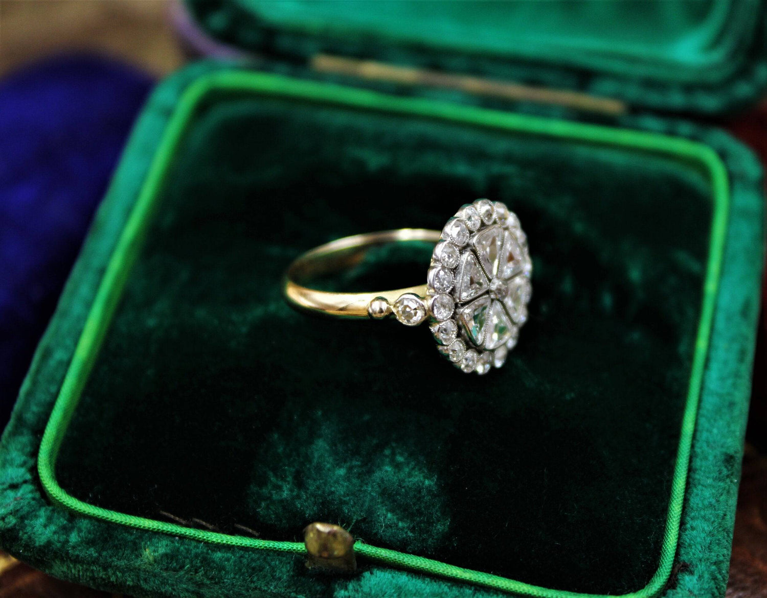 An exceptionally fine Triangular-Cut Diamond Cluster Ring set in 18ct Yellow Gold and Platinum tipped, Circa 1930 - Robin Haydock Antiques