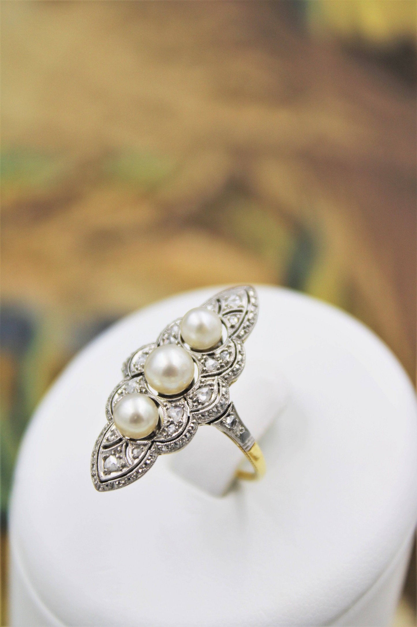 A very fine Natural Pearl & Diamond Plaque Ring set in 18ct Yellow Gold & Platinum, French, Circa 1925. - Robin Haydock Antiques