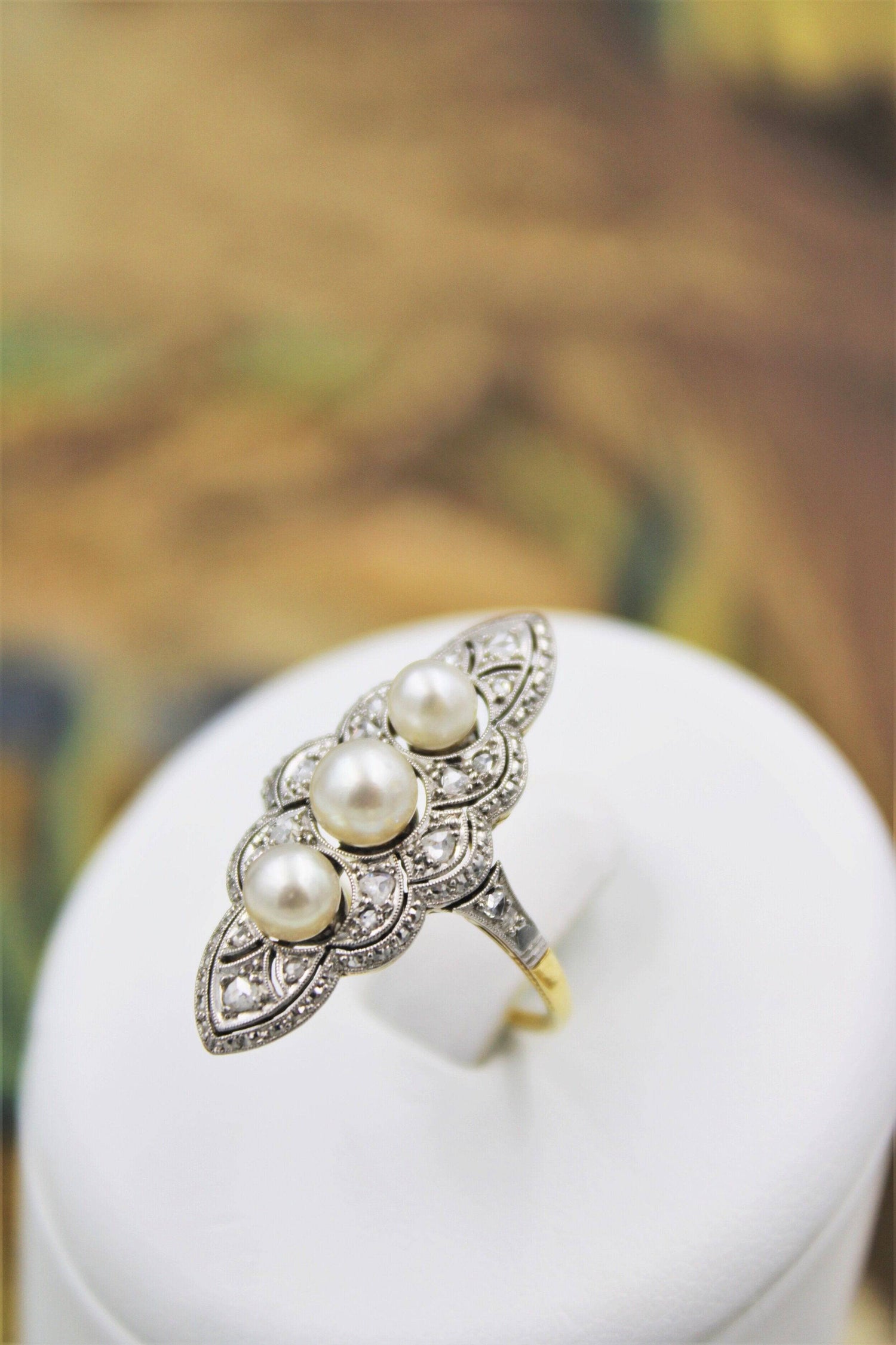 A very fine Natural Pearl & Diamond Plaque Ring set in 18ct Yellow Gold & Platinum, French, Circa 1925. - Robin Haydock Antiques