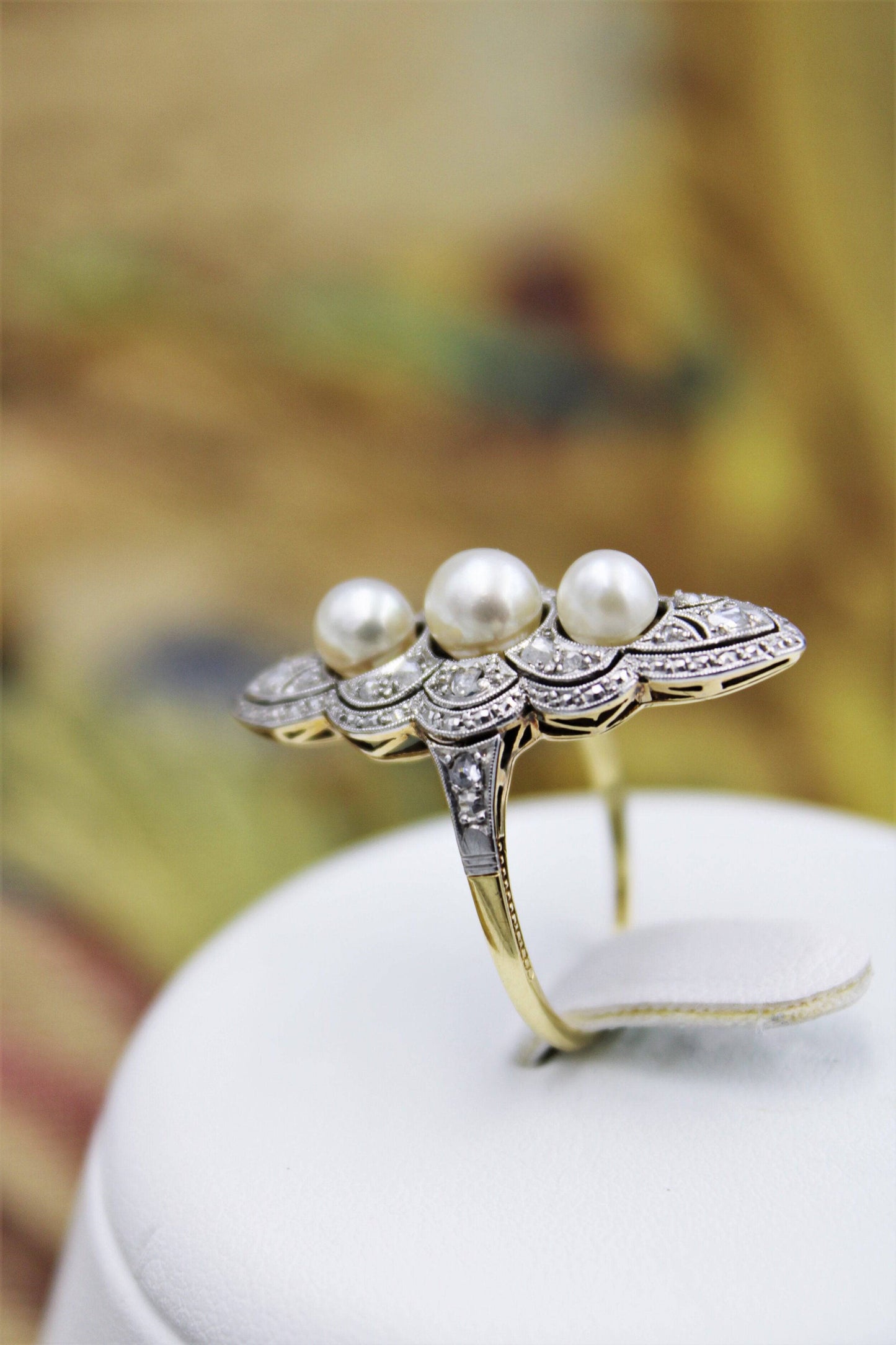 A very fine Natural Pearl & Diamond Plaque Ring set in 18ct Yellow Gold & Platinum, French, Circa 1925. - Robin Haydock Antiques