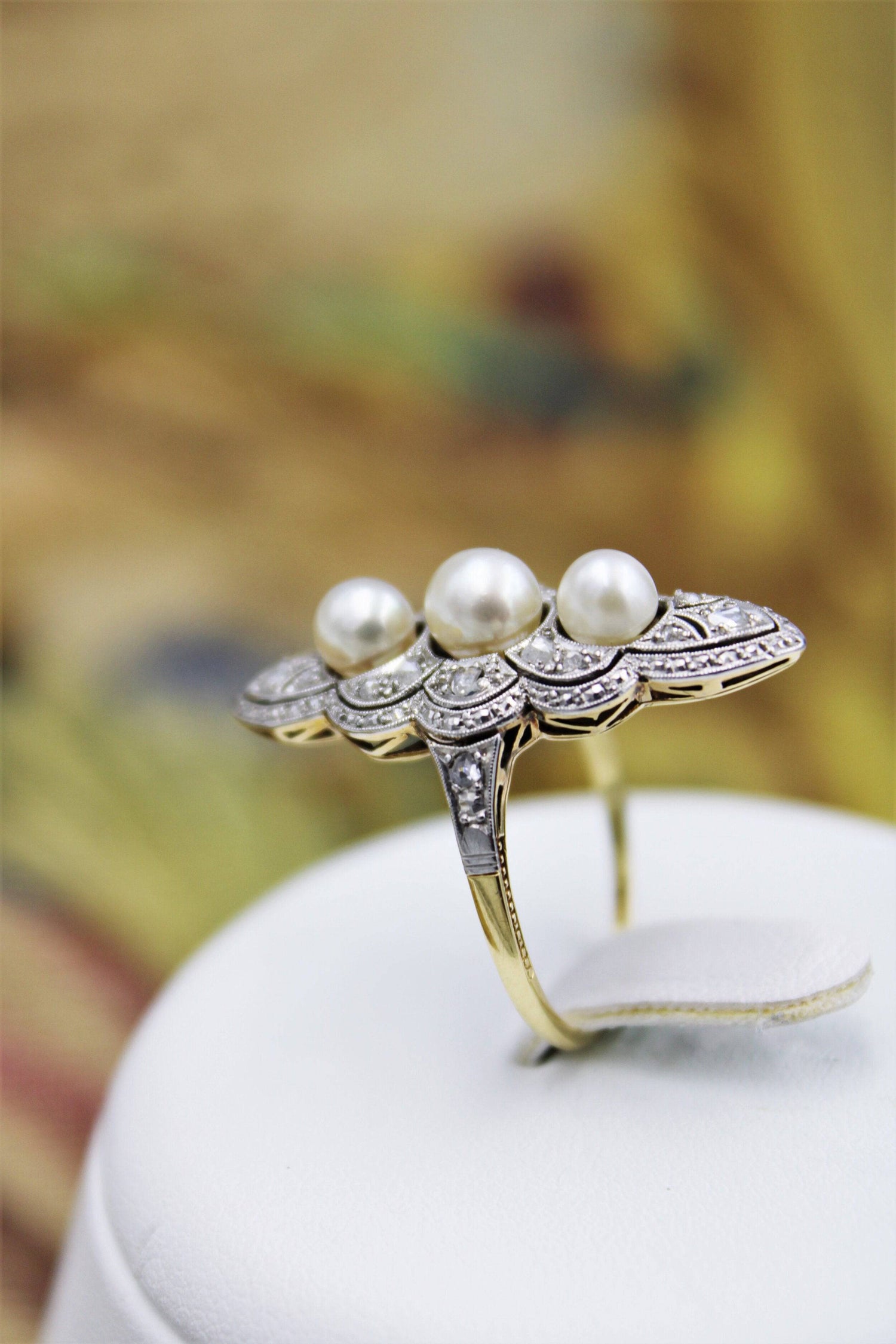 A very fine Natural Pearl & Diamond Plaque Ring set in 18ct Yellow Gold & Platinum, French, Circa 1925. - Robin Haydock Antiques