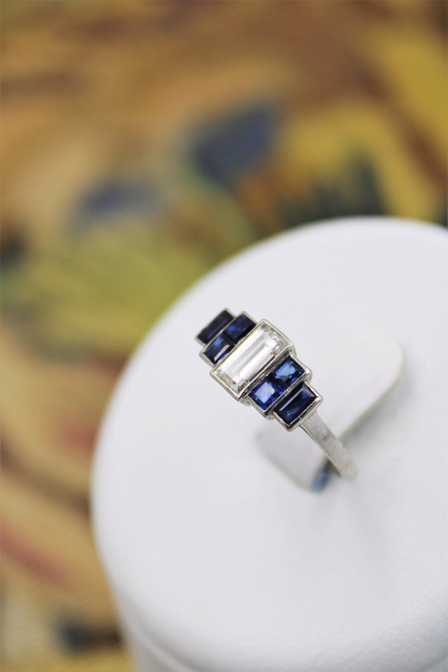 A very beautiful Art Deco 0.75 Carat Diamond and Sapphire Ring mounted in Platinum, English, Circa 1925 - Robin Haydock Antiques