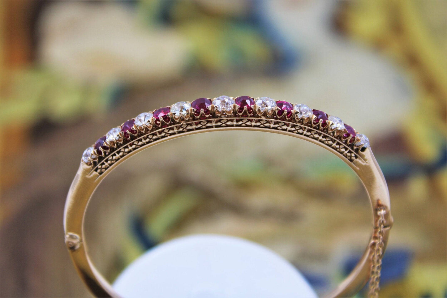 An exceptional Ruby & Diamond Edwardian Bangle in 15 Carat Gold, English, Circa 1905 - Robin Haydock Antiques