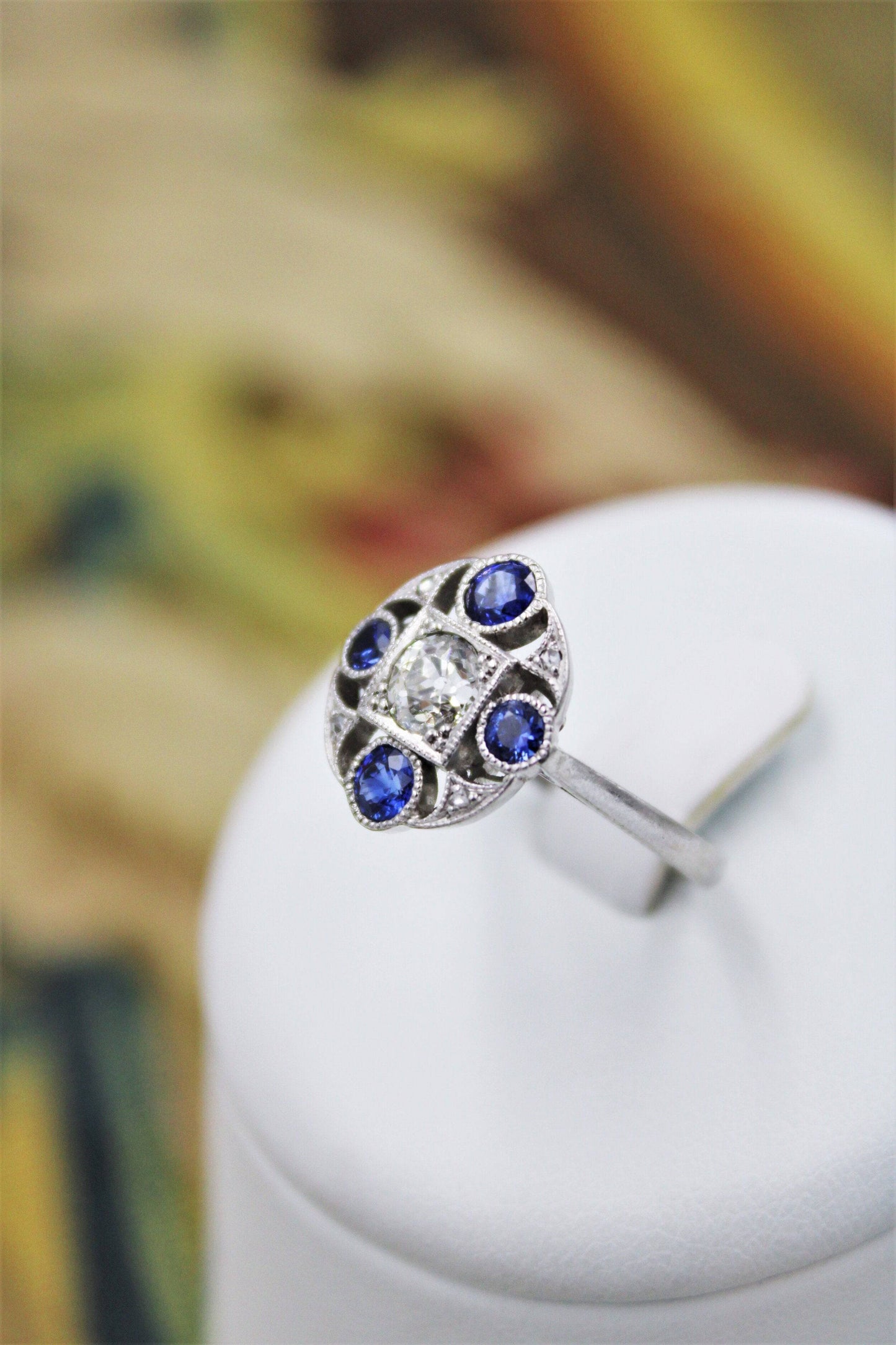 A very fine "Art Deco" Sapphire & Diamond "Quatrefoil" Cluster Ring set in Platinum (tested), English, Circa 1930. - Robin Haydock Antiques