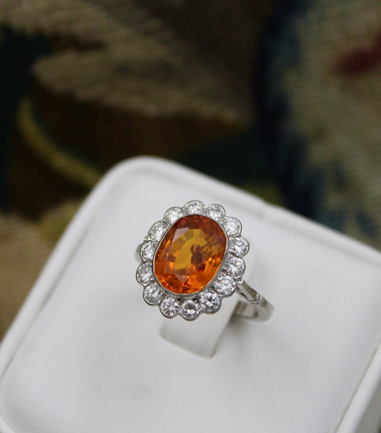 A very fine 18 carat White Gold, Orange Ceylon Sapphire and Diamond Cluster Ring. - Robin Haydock Antiques