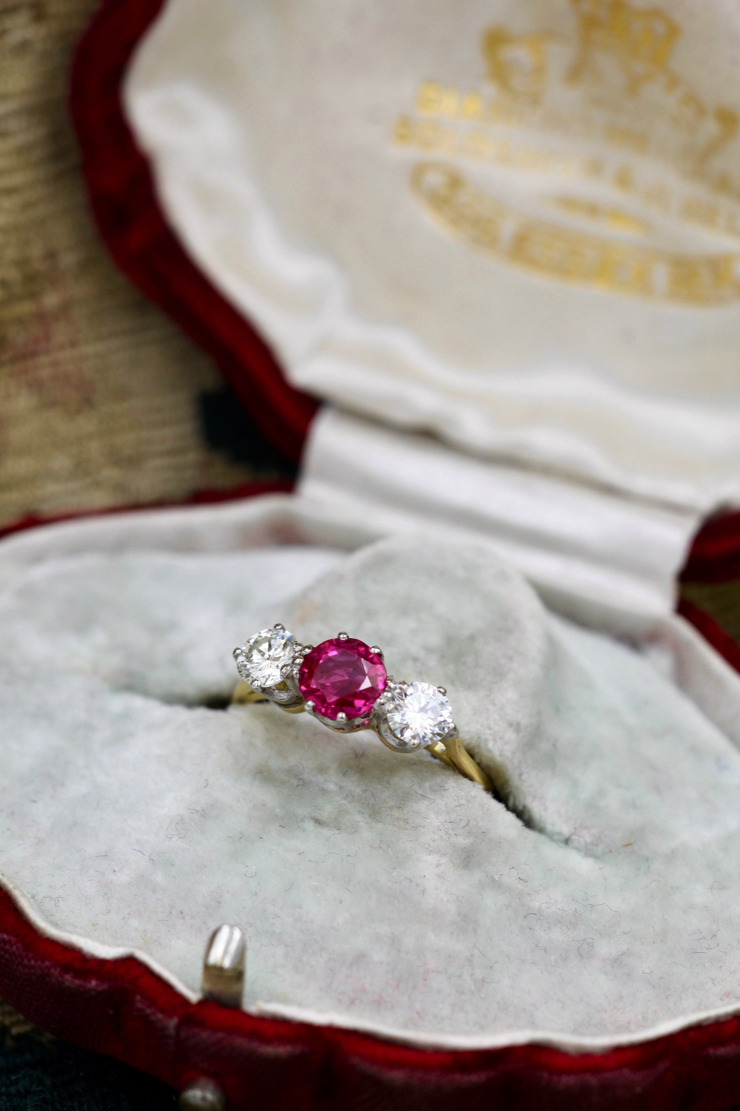 A very fine Ruby and Diamond Three Stone Ring in 18 carat Yellow Gold. - Robin Haydock Antiques