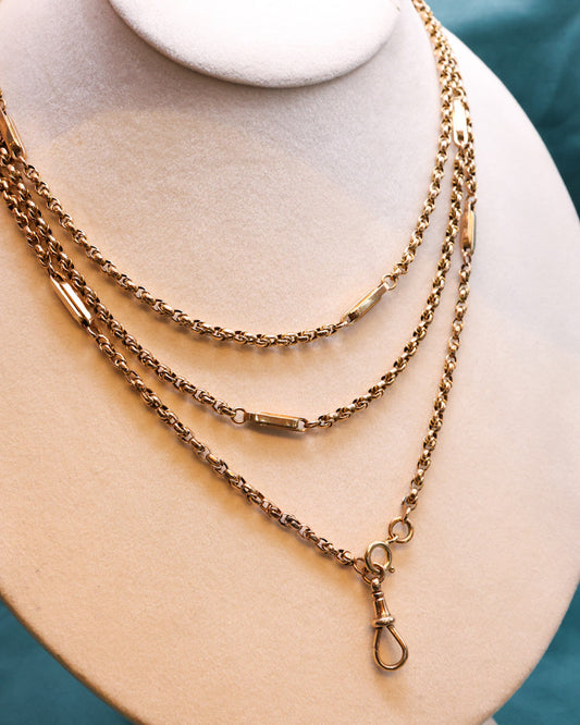 A very fine Antique 9 Carat "Opera Length" Yellow Gold, Long Guard Chain, with intermittent double oblong links and a Lobster Claw Clasp. English. Circa 1890. - Robin Haydock Antique Jewellery