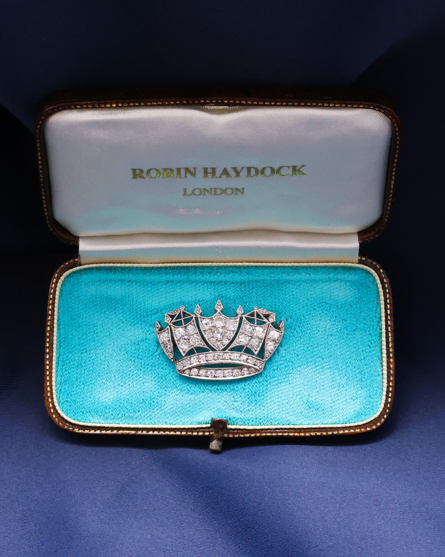 A very fine Edwardian / Late Victorian Platinum & Diamond Naval Crown Brooch. Circa 1900